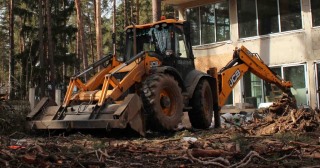 Расчистка участка Дзержинский, цена от 5160 руб.